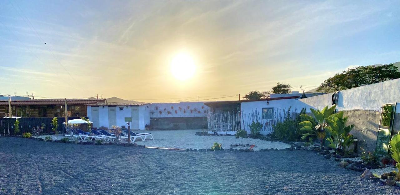 Arrebol Suite Con Jacuzzi, Piscina Y Naturaleza Buzanada Eksteriør billede